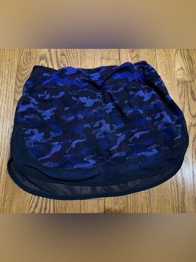 Lululemon Blue/Black Camo Skort Sz 6